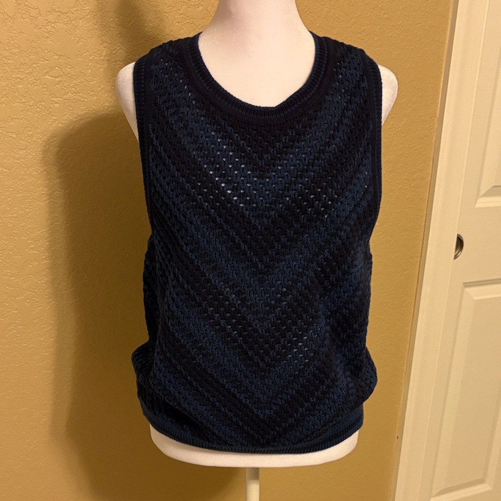 GAP Chevron striped Dark‎ Blue Knit Vest, Large